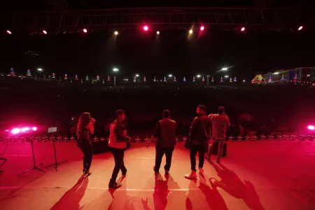 Raag-on Live performance